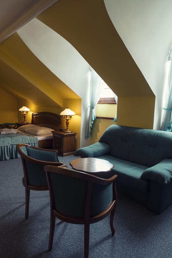 Wellness Hotel Kastiel Jaslovske Bohunice Luaran gambar